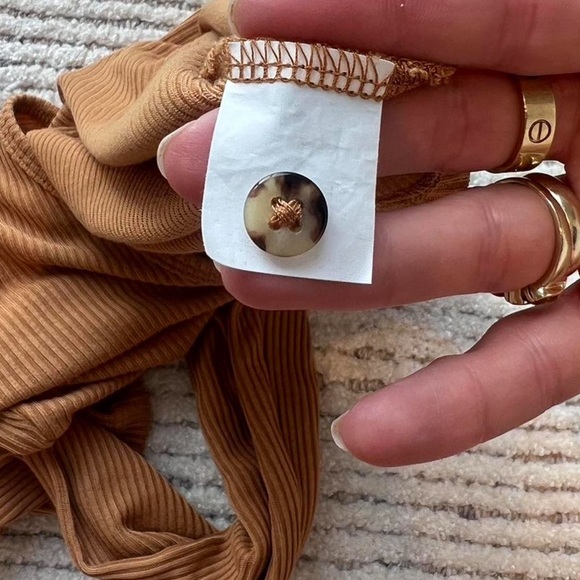 Alo Ribbed Cropped Whisper Long Sleeve Cardigan in Toffee - Picture 5 of 7